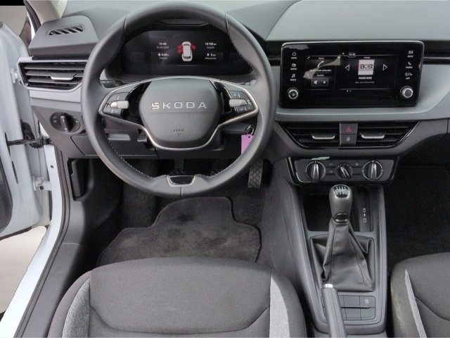 Skoda Kamiq (05/2025, Benzin)