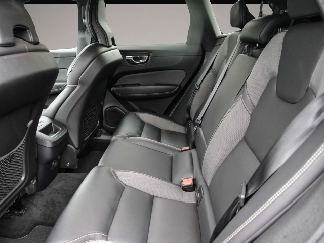 Volvo XC60 (04/2022, Diesel)