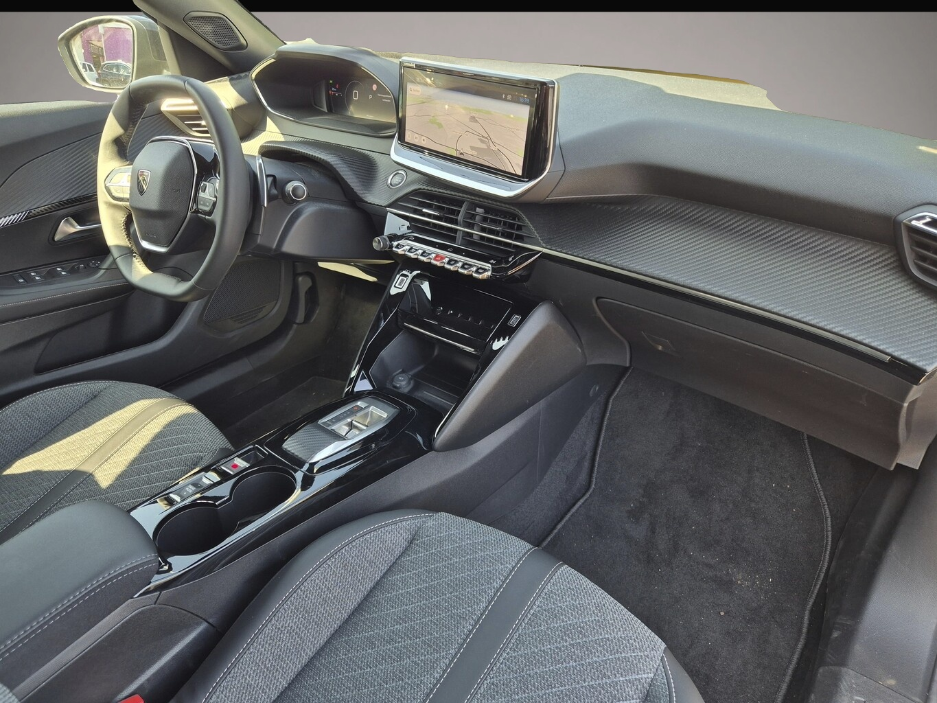 Peugeot 2008 (07/2024, )