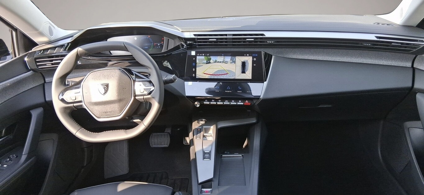 Peugeot 408 (04/2026, Benzin)