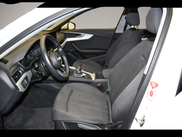 Audi A4 (06/2023, )