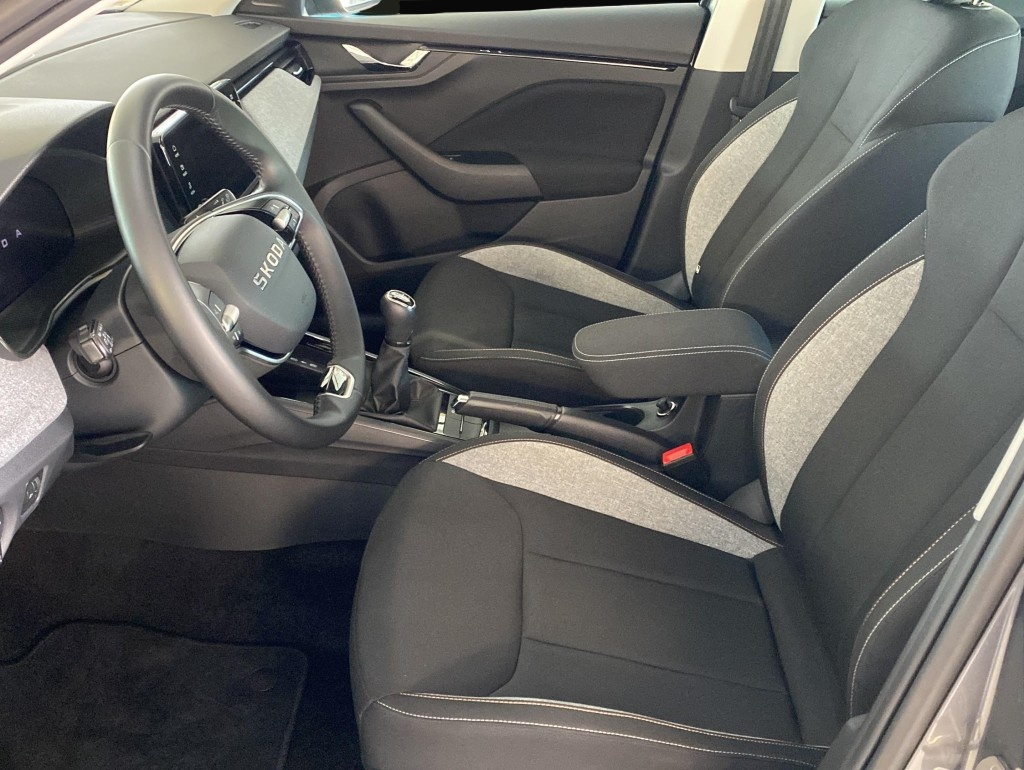 Skoda Kamiq (06/2025, Benzin)