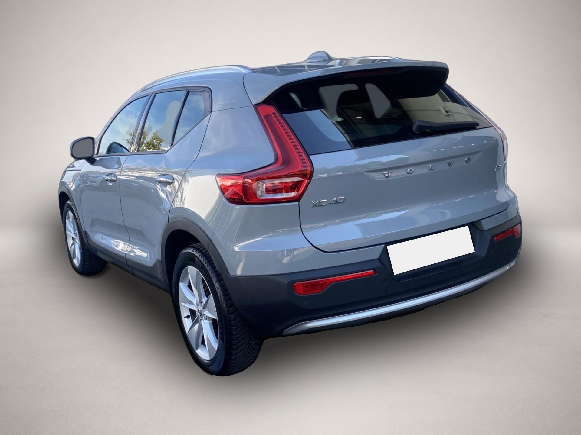 Volvo XC40 (12/2023, Benzin)