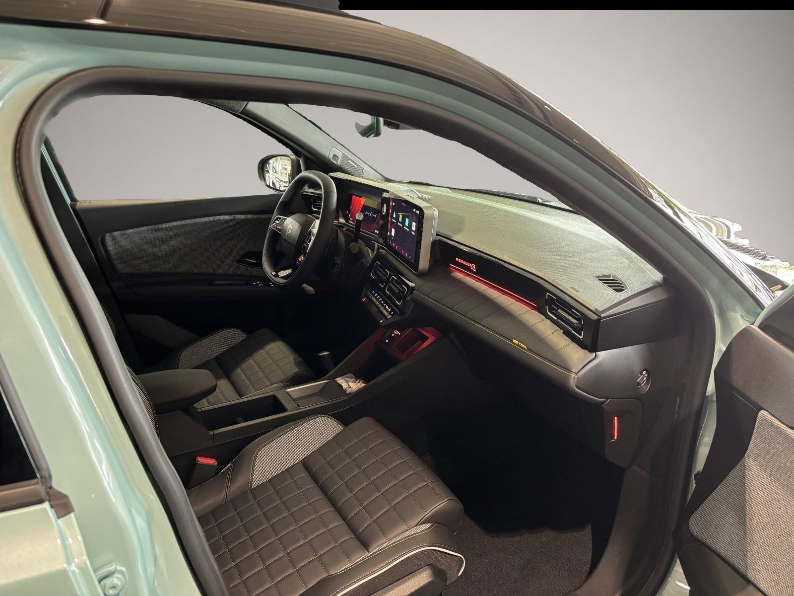 Renault R 4 (06/2025, ELECTRIC)