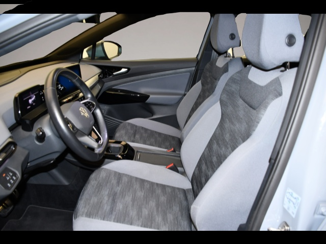 Volkswagen ID.4 (03/2023, ELECTRIC)