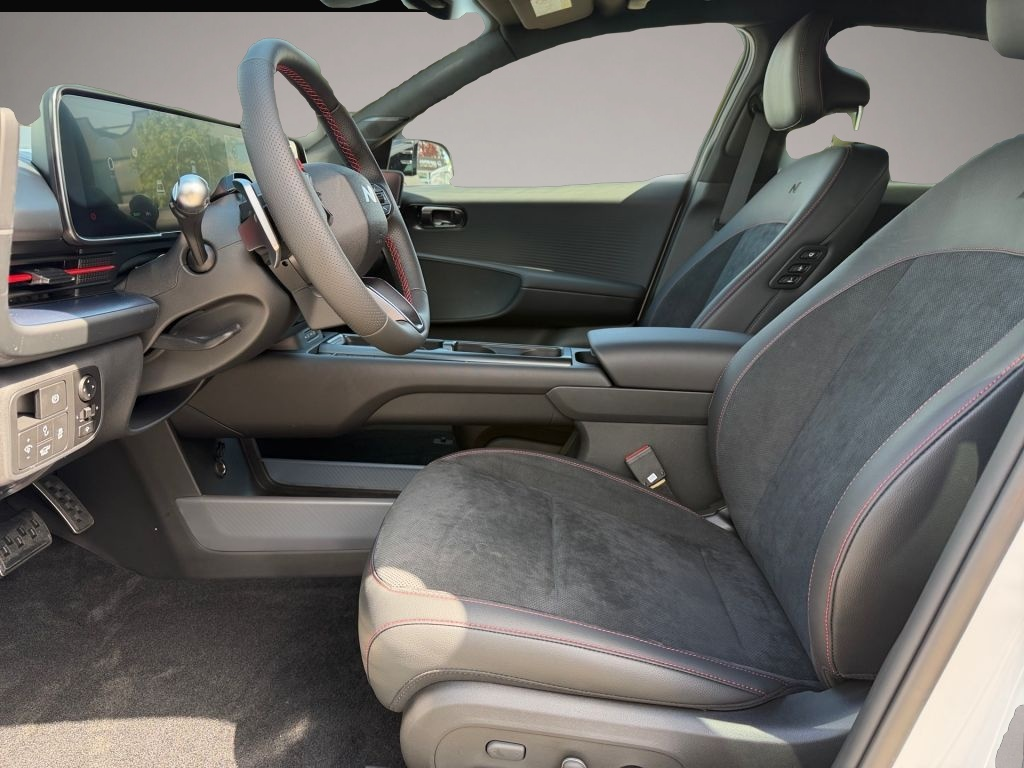 Hyundai IONIQ 6, image 5 of 5