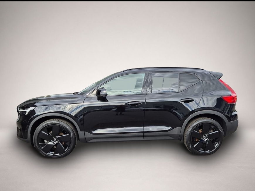 Volvo XC40 (06/2025, Benzin)