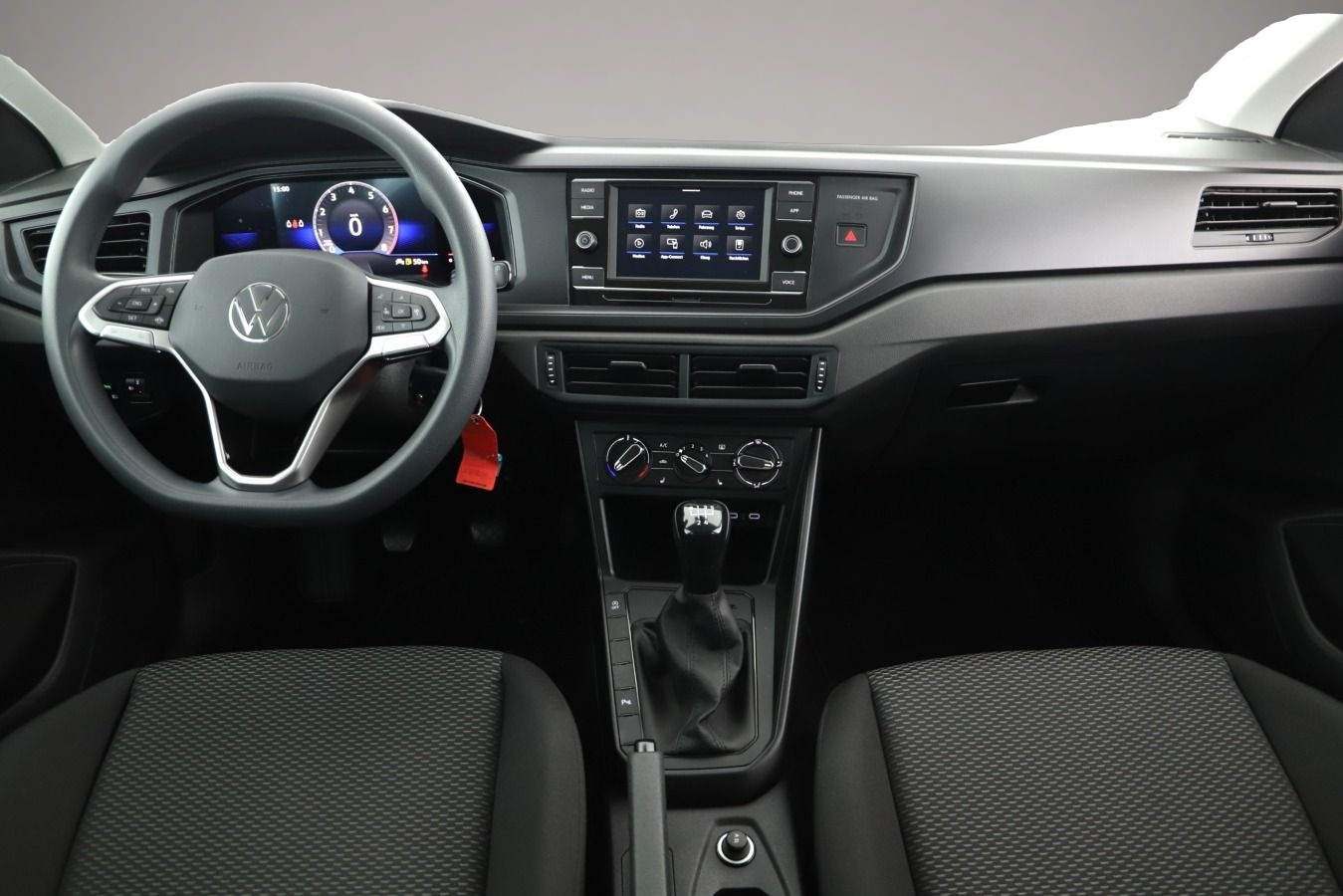 Volkswagen Polo (01/2023, Benzin)