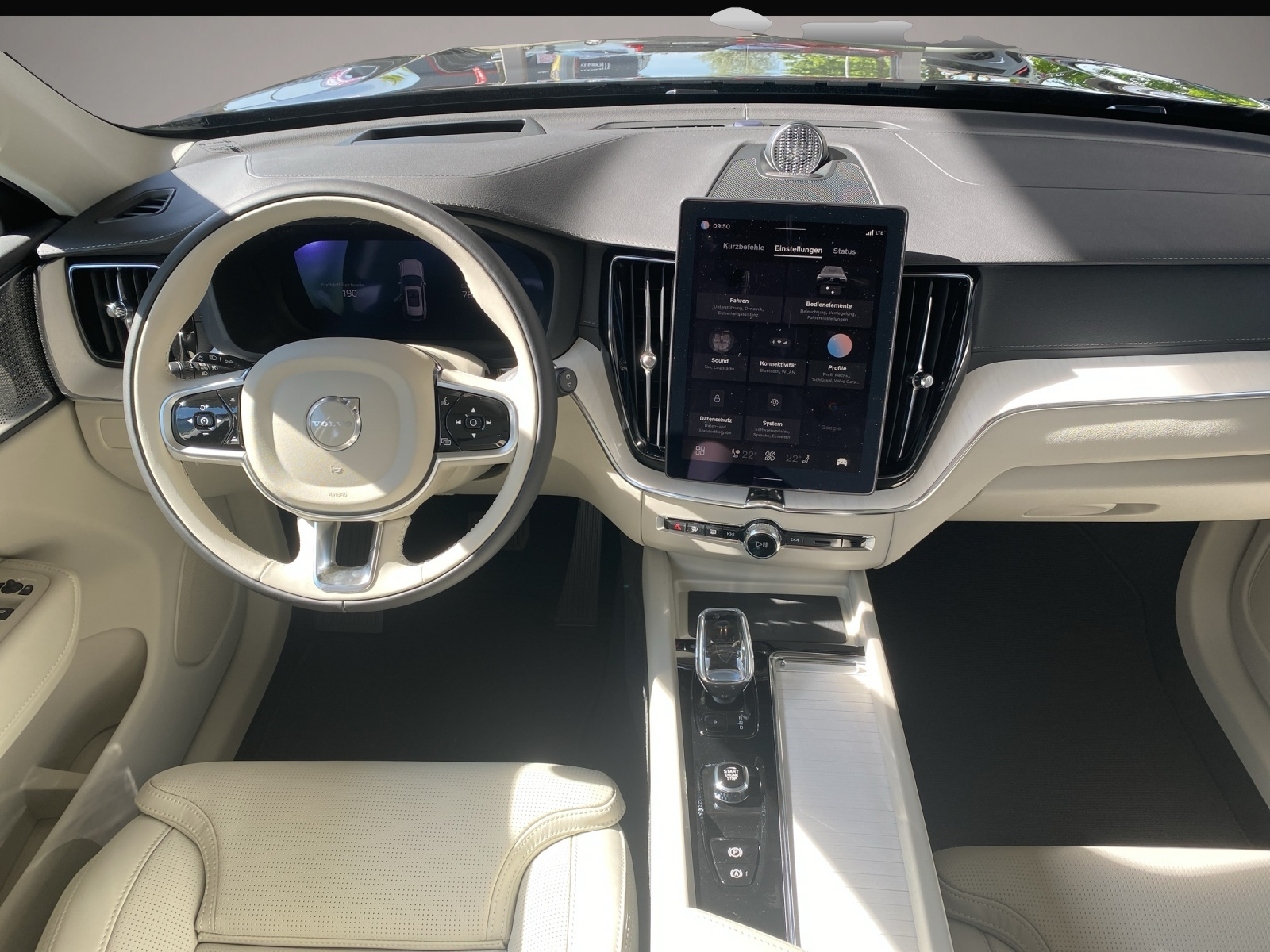Volvo XC60 (05/2025, Hybrid (Benzin/Elektro))