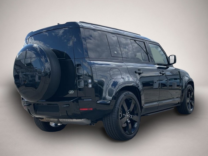 Land-Rover Defender (08/2023, Diesel)