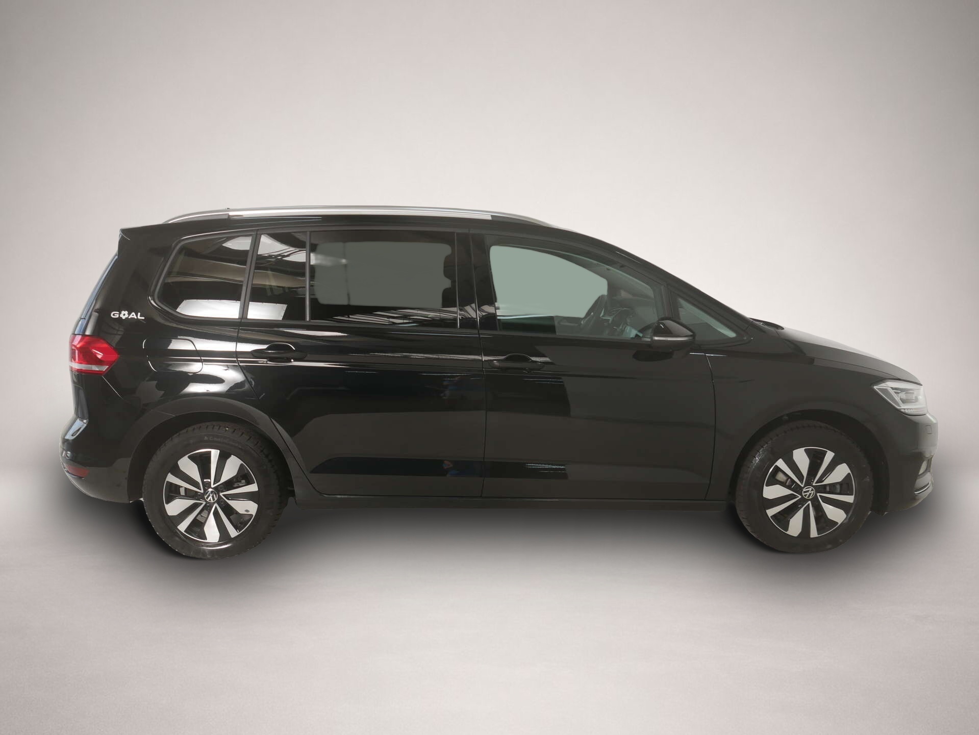 Volkswagen Touran (11/2025, Benzin)