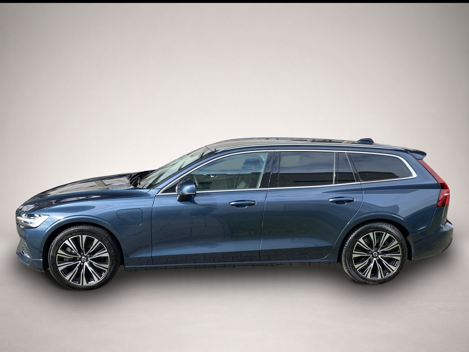 Volvo V60 (12/2022, )