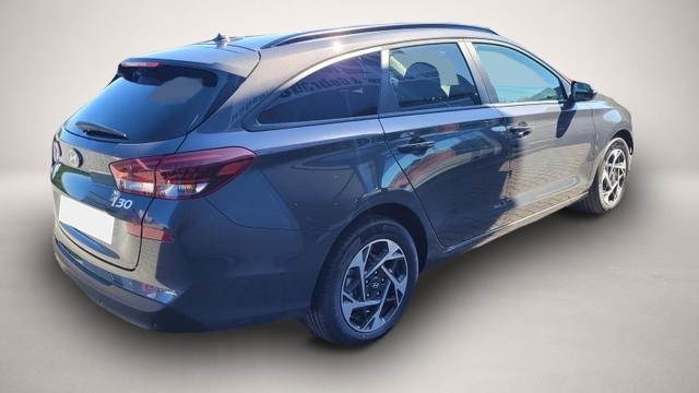 Hyundai i30 (04/2026, Benzin)