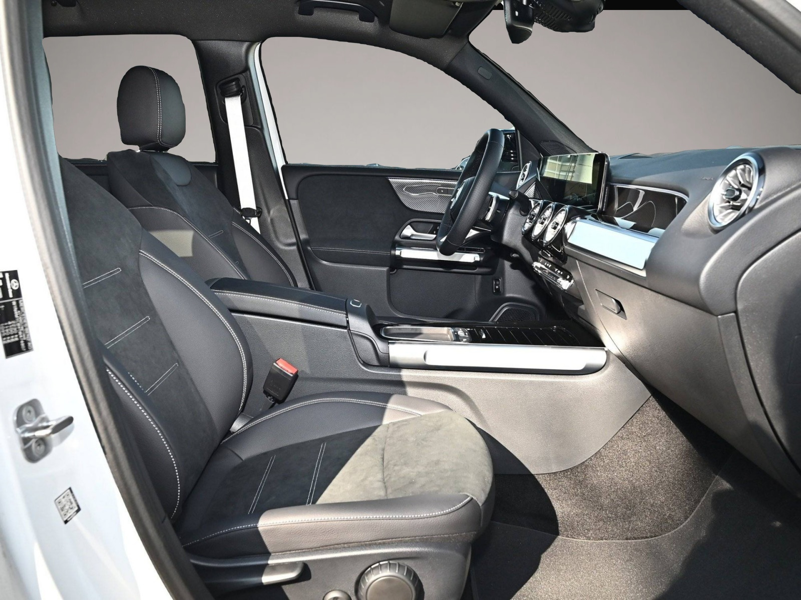 Mercedes-Benz GLB 200 (03/2026, Diesel)