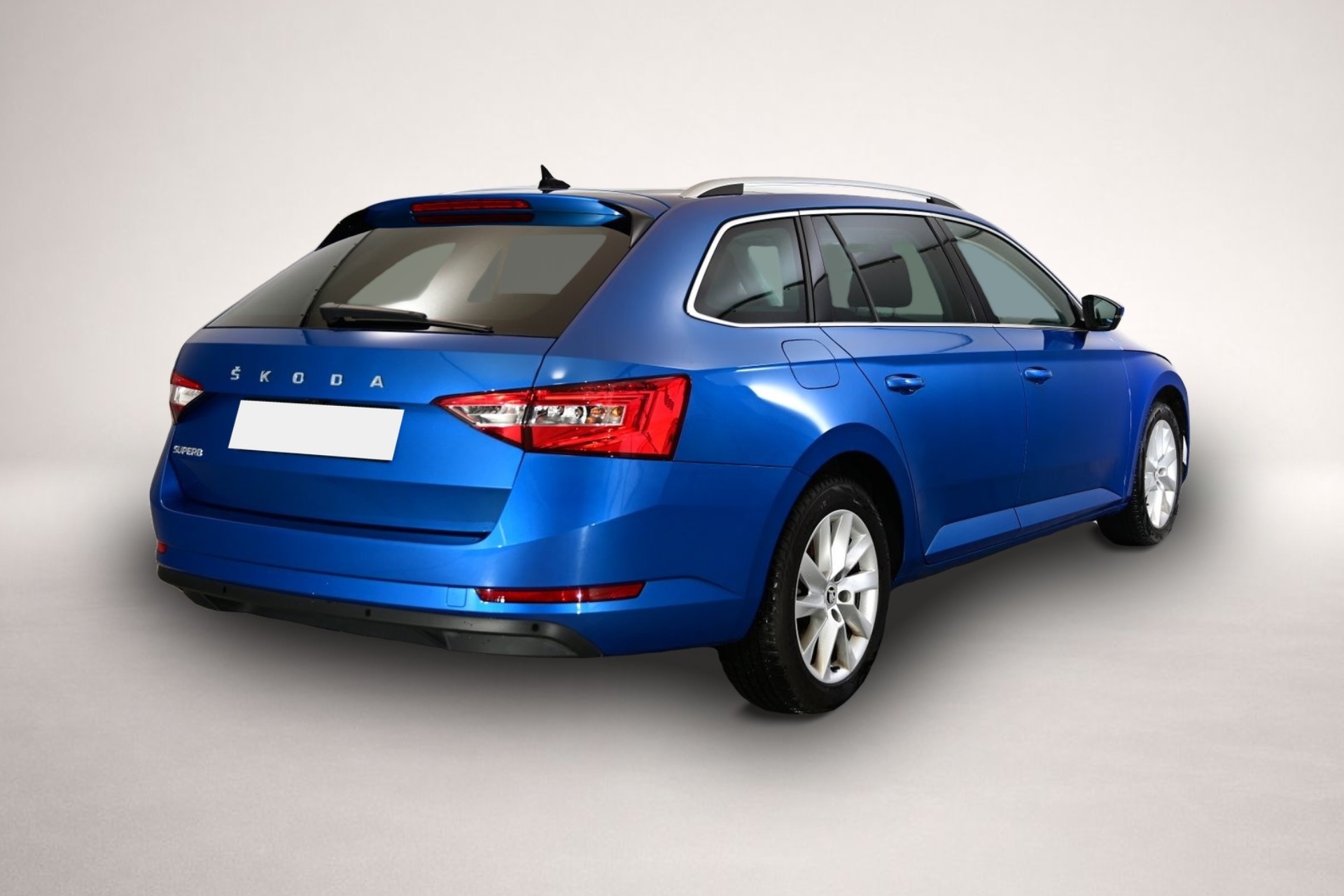 Skoda Superb (04/2024, Benzin)