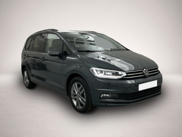 Volkswagen Touran (12/2025, Benzin)