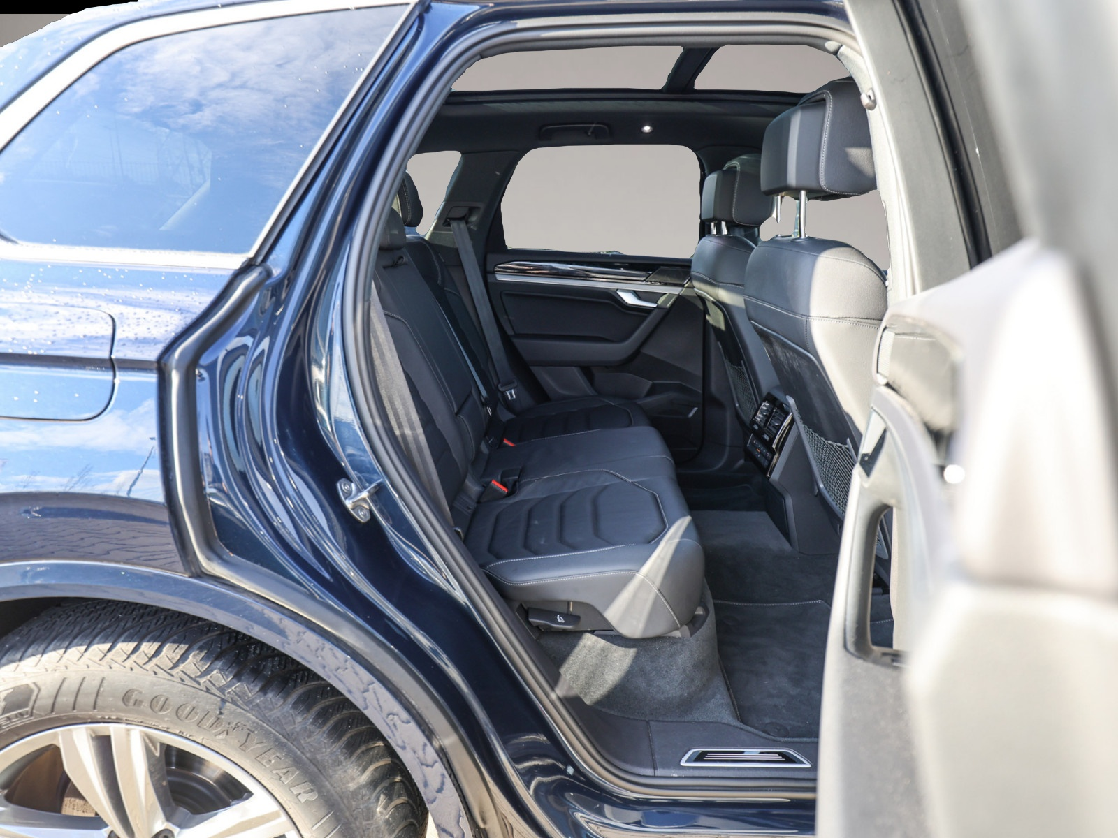 Volkswagen Touareg (01/2023, Diesel)