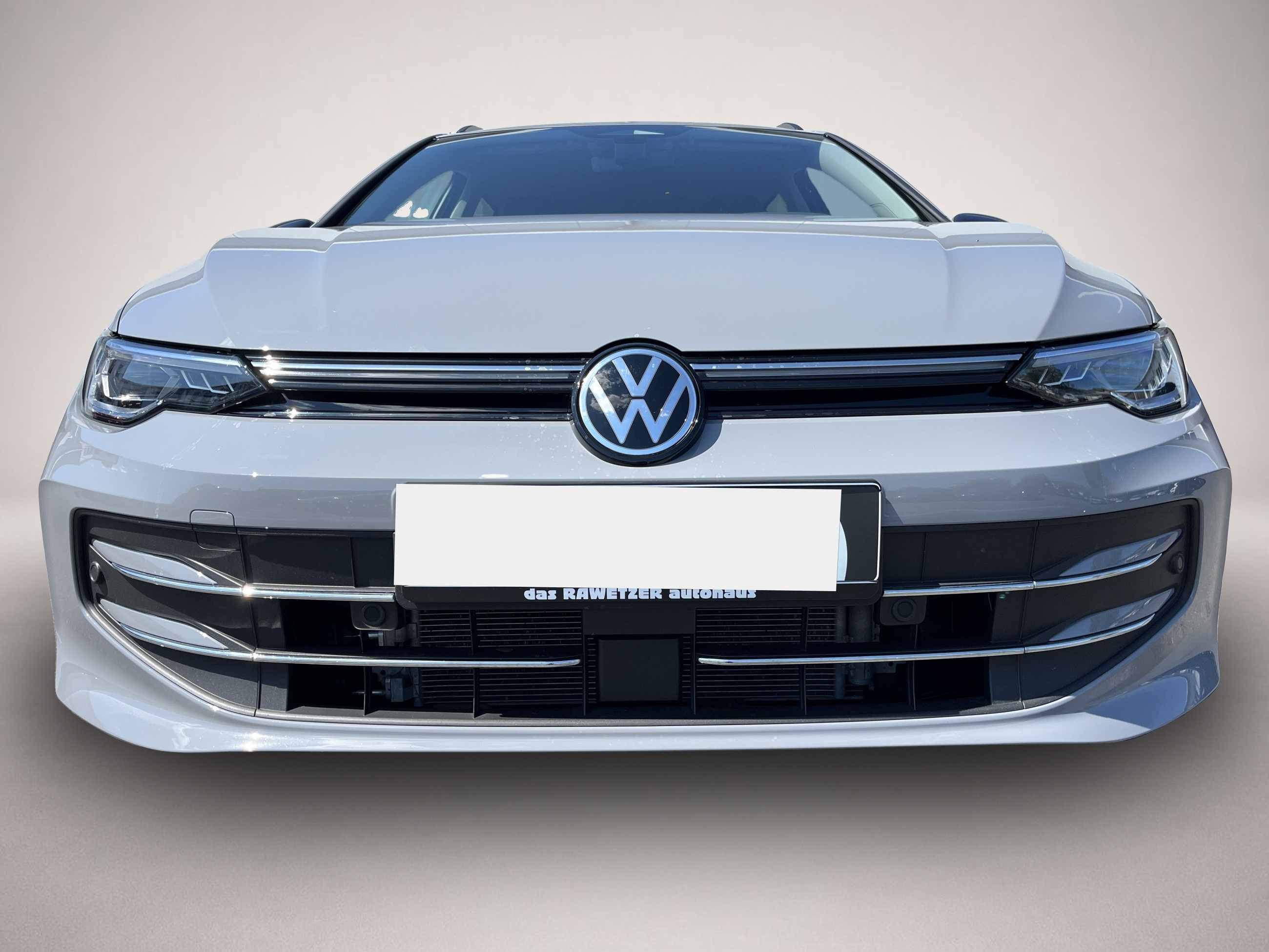 Volkswagen Golf (09/2025, Benzin)