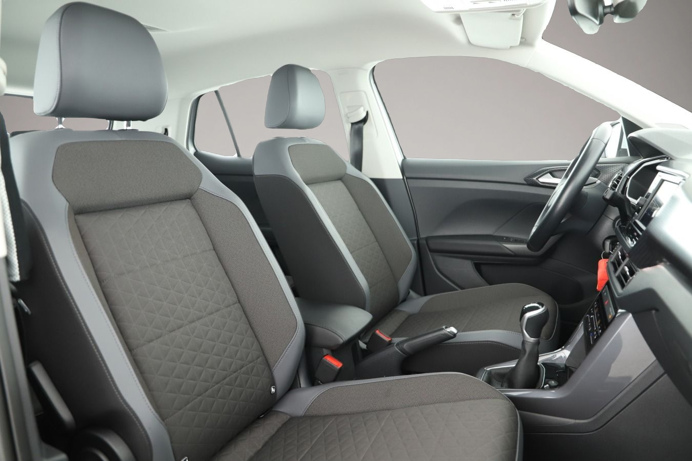Volkswagen T-Cross (06/2023, Benzin)