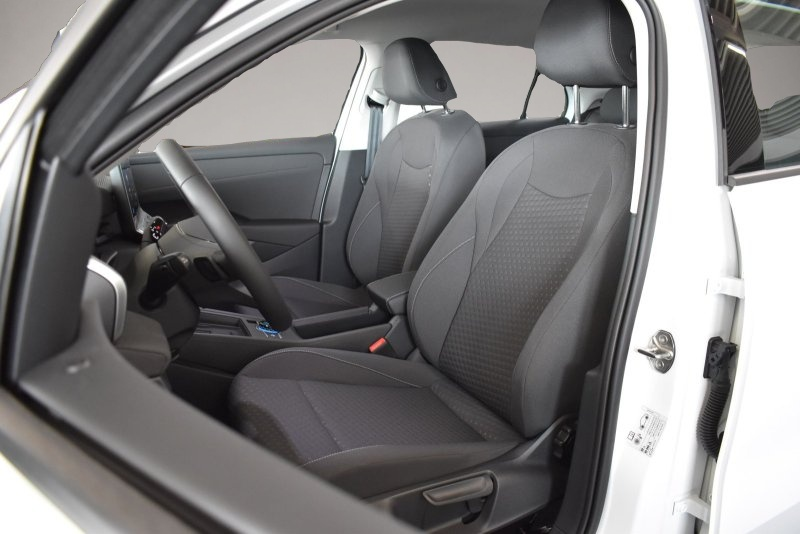Volkswagen T-Roc, Bild 6 von 6