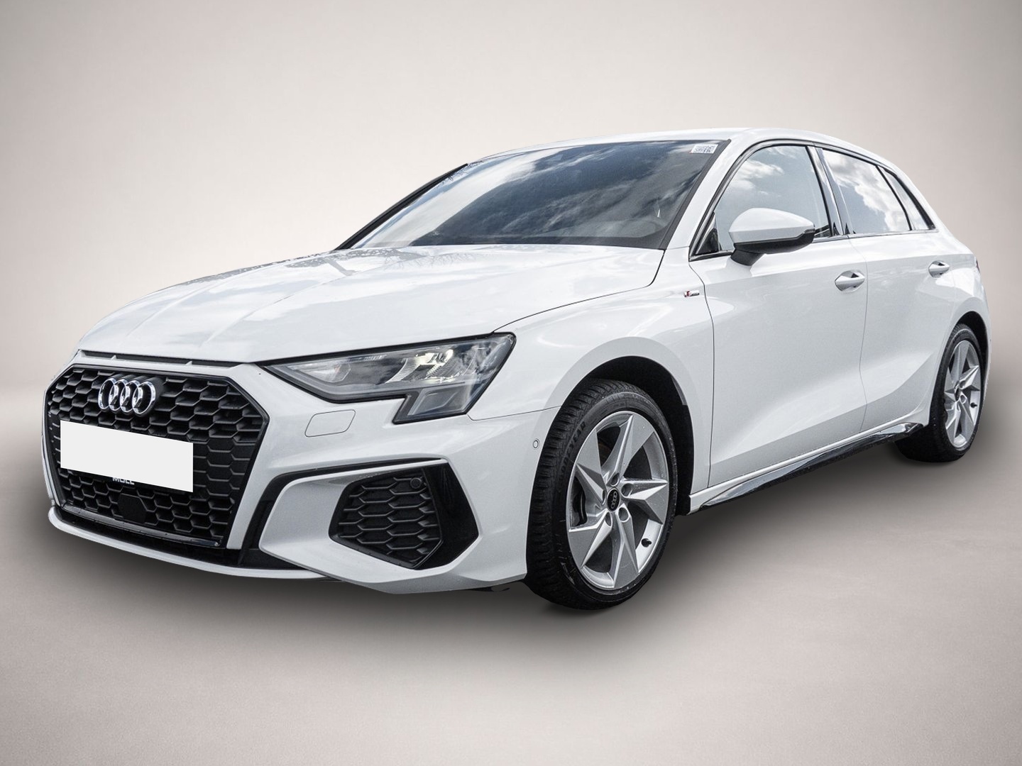 Audi A3 (01/2024, Benzin)