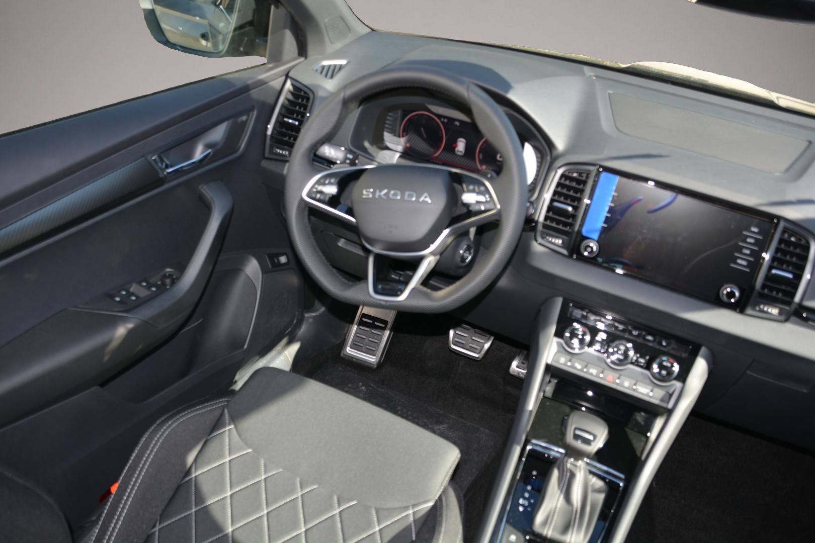 Skoda Karoq, image 6 of 6