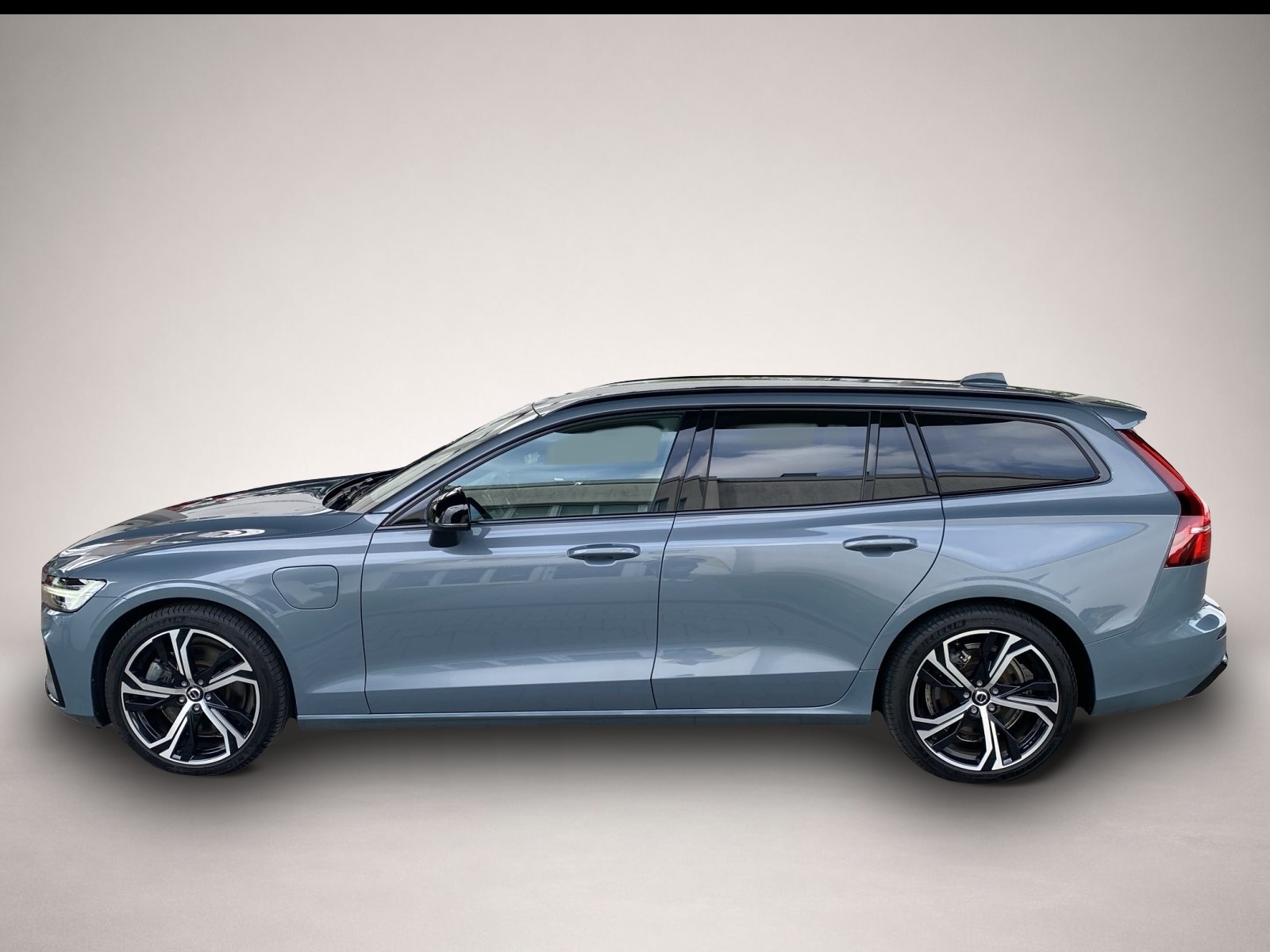 Volvo V60 (02/2023, )