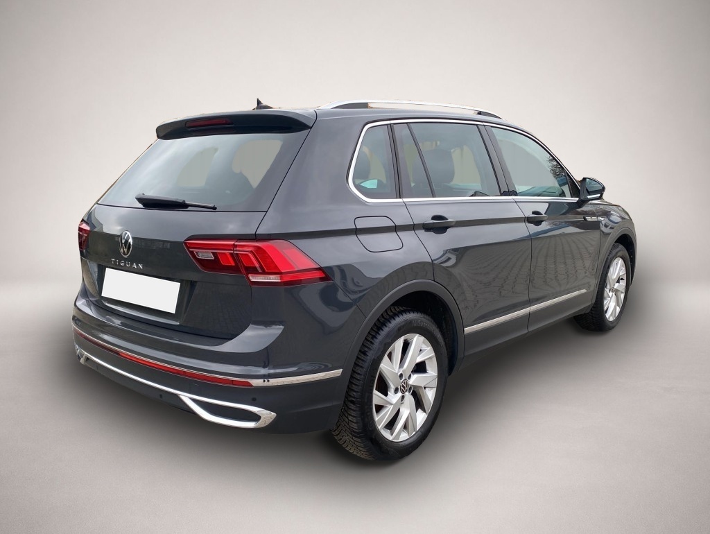 Volkswagen Tiguan (01/2024, Benzin)