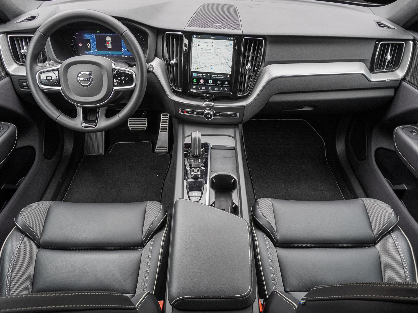 Volvo XC60 (06/2023, Benzin)