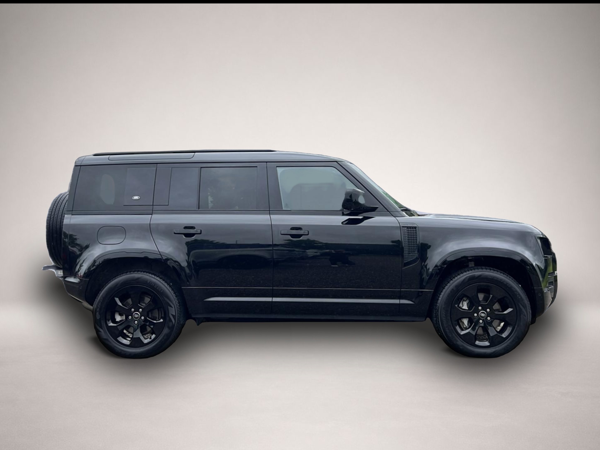Land-Rover Defender (04/2023, Diesel)