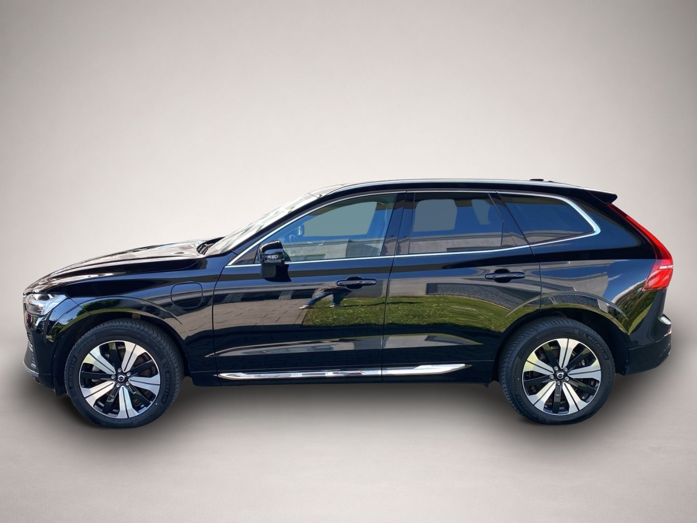 Volvo XC60 (04/2023, )