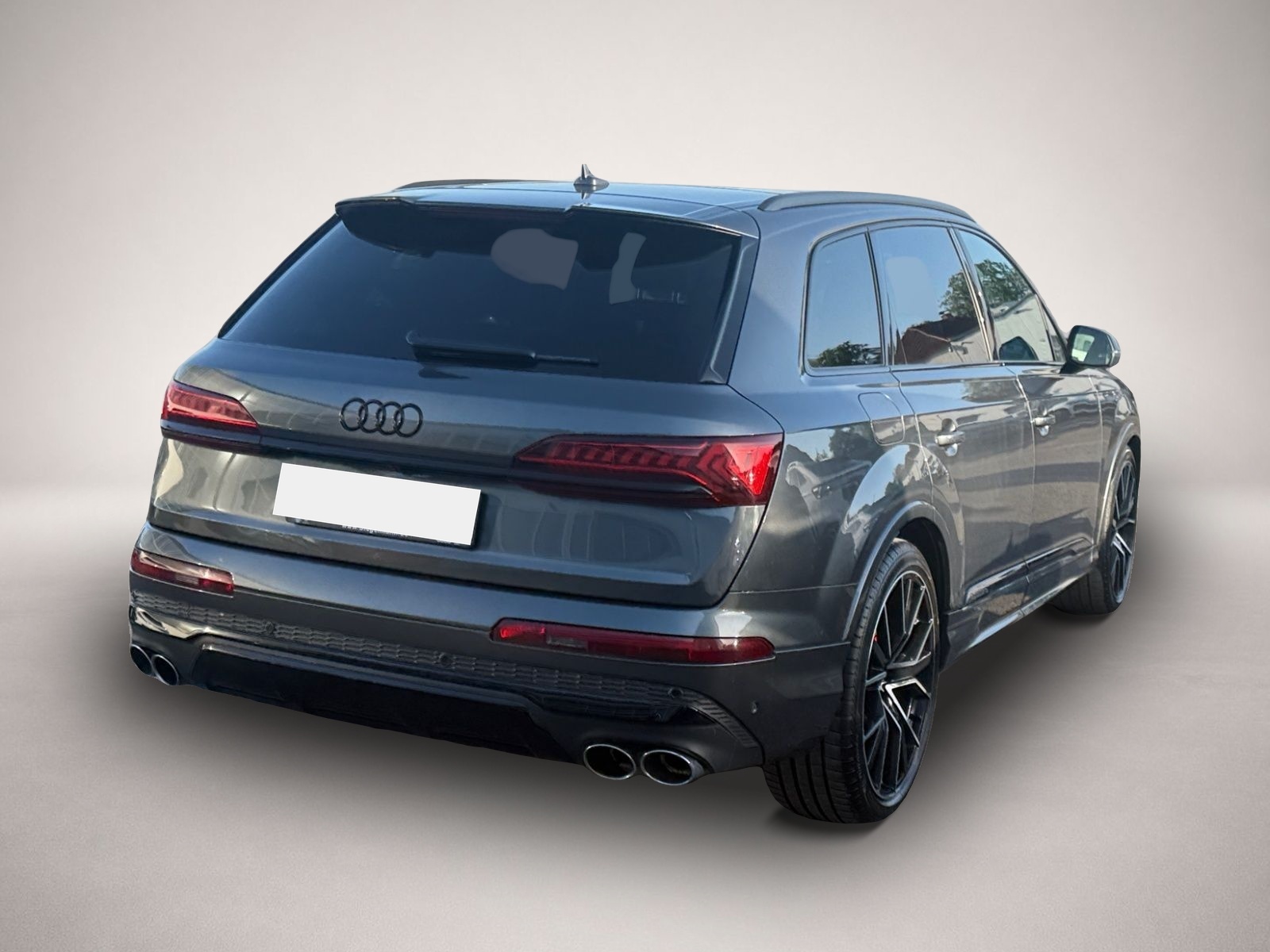 Audi SQ7 (03/2023, Benzin)