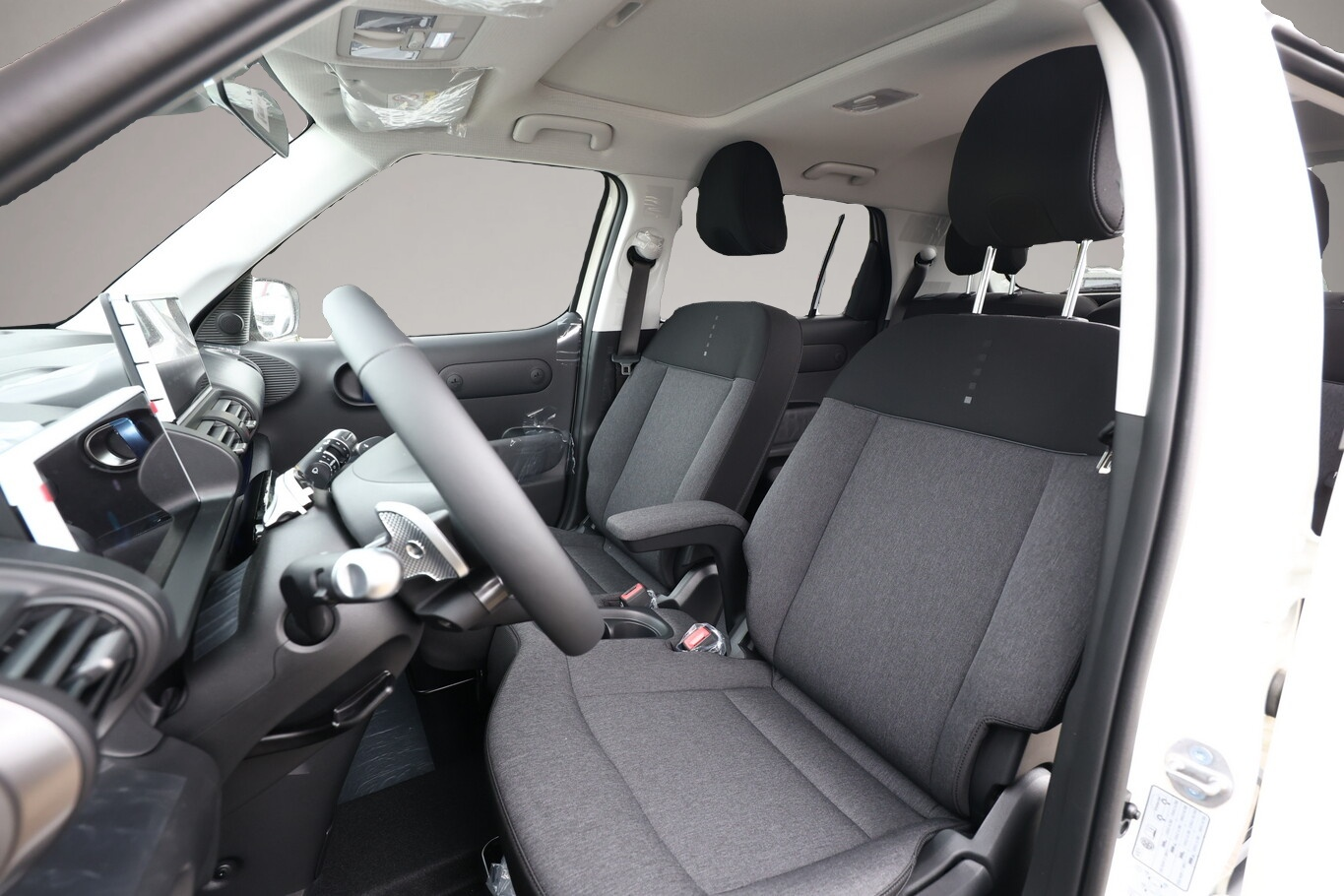 Hyundai INSTER (06/2026, ELECTRIC)