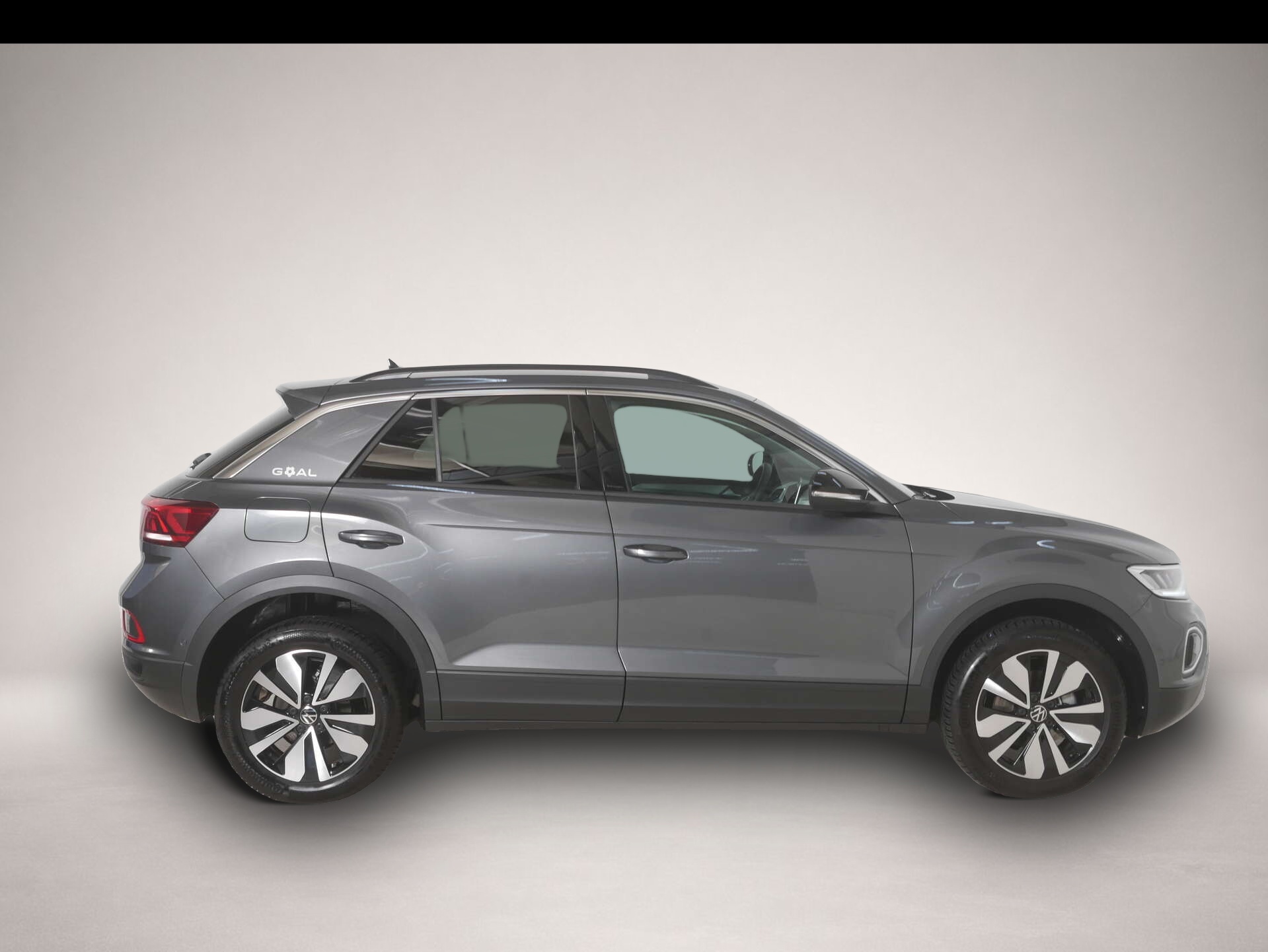 Volkswagen T-Roc (06/2025, Benzin)