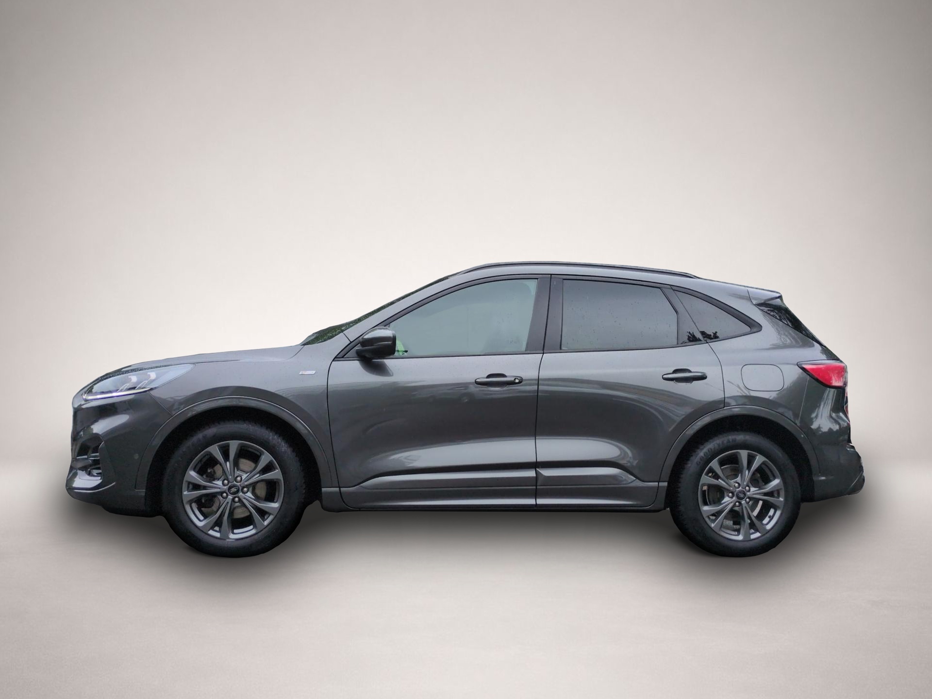 Ford Kuga (12/2021, Benzin)