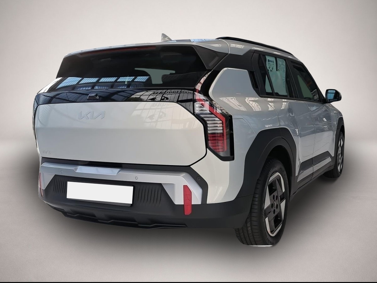 KIA EV3 (08/2026, ELECTRIC)