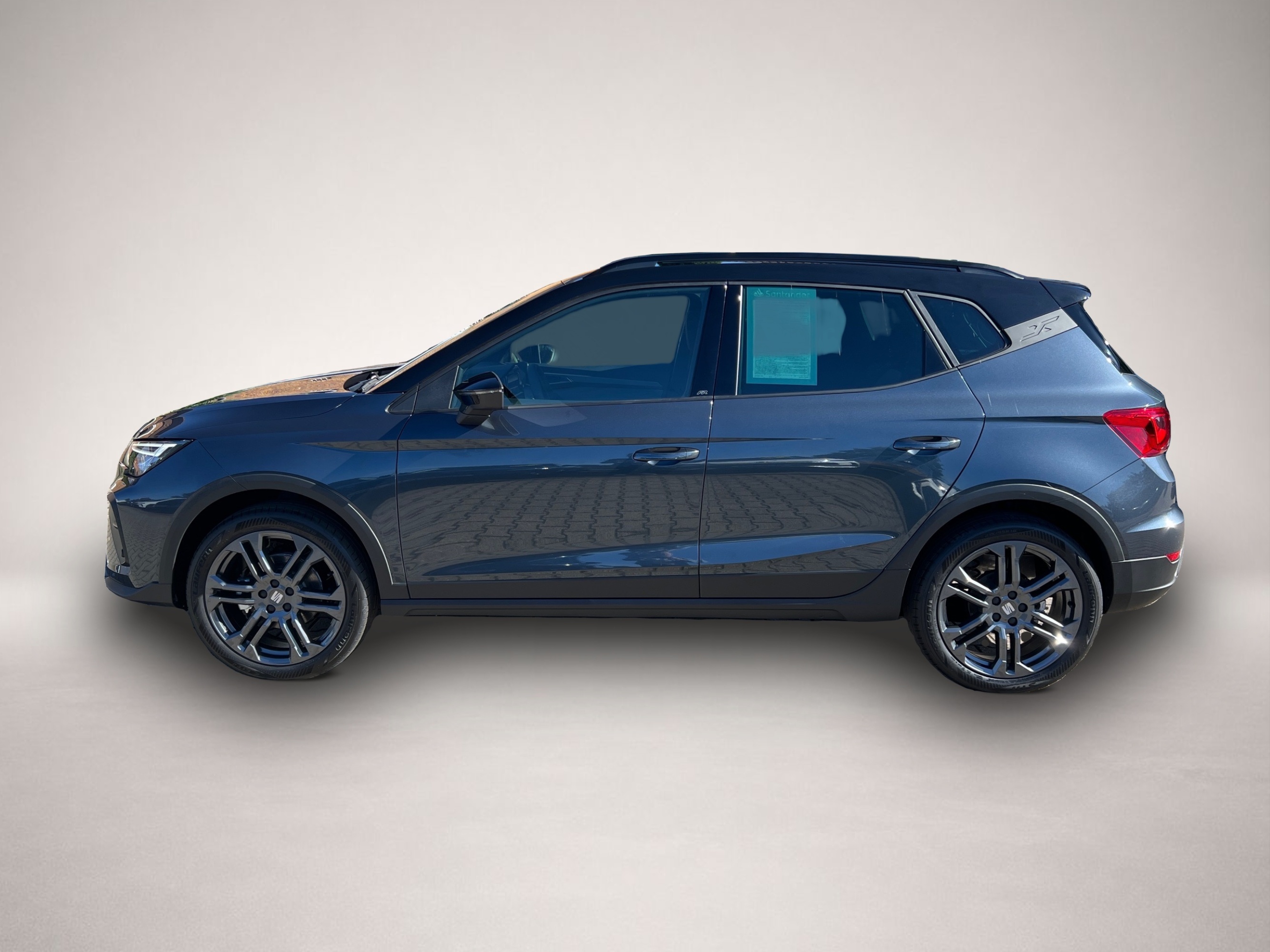 SEAT Arona, image 2 of 5
