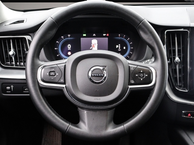 Volvo XC60 (05/2022, Benzin)