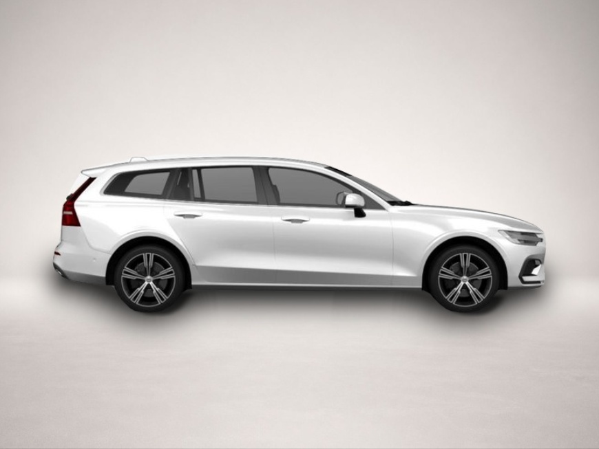 Volvo V60 (11/2025, Benzin)