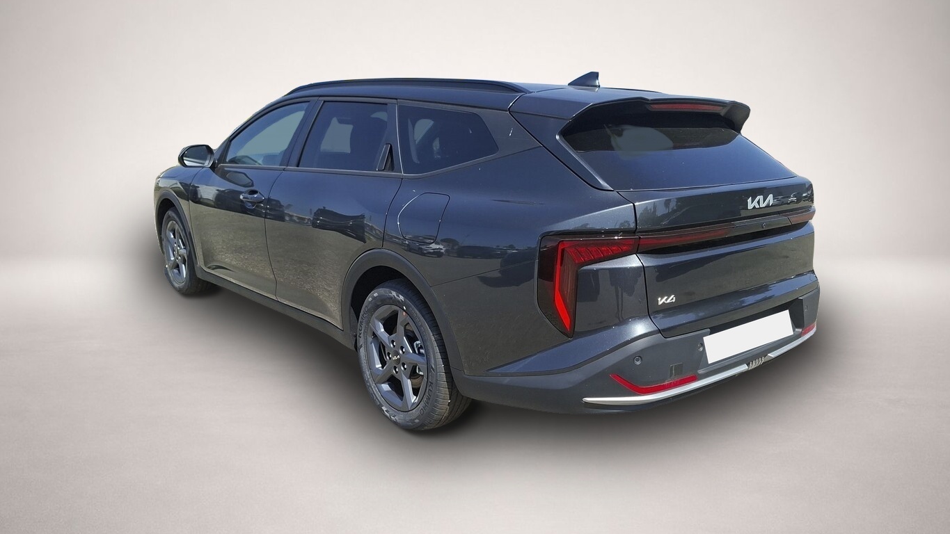 Kia K4, image 4 of 7