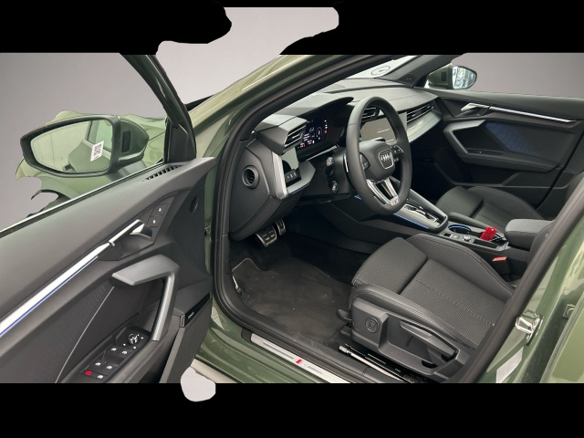 Audi A3 (12/2025, Benzin)