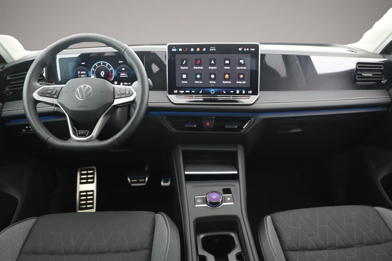 Volkswagen Tiguan (08/2025, Benzin)