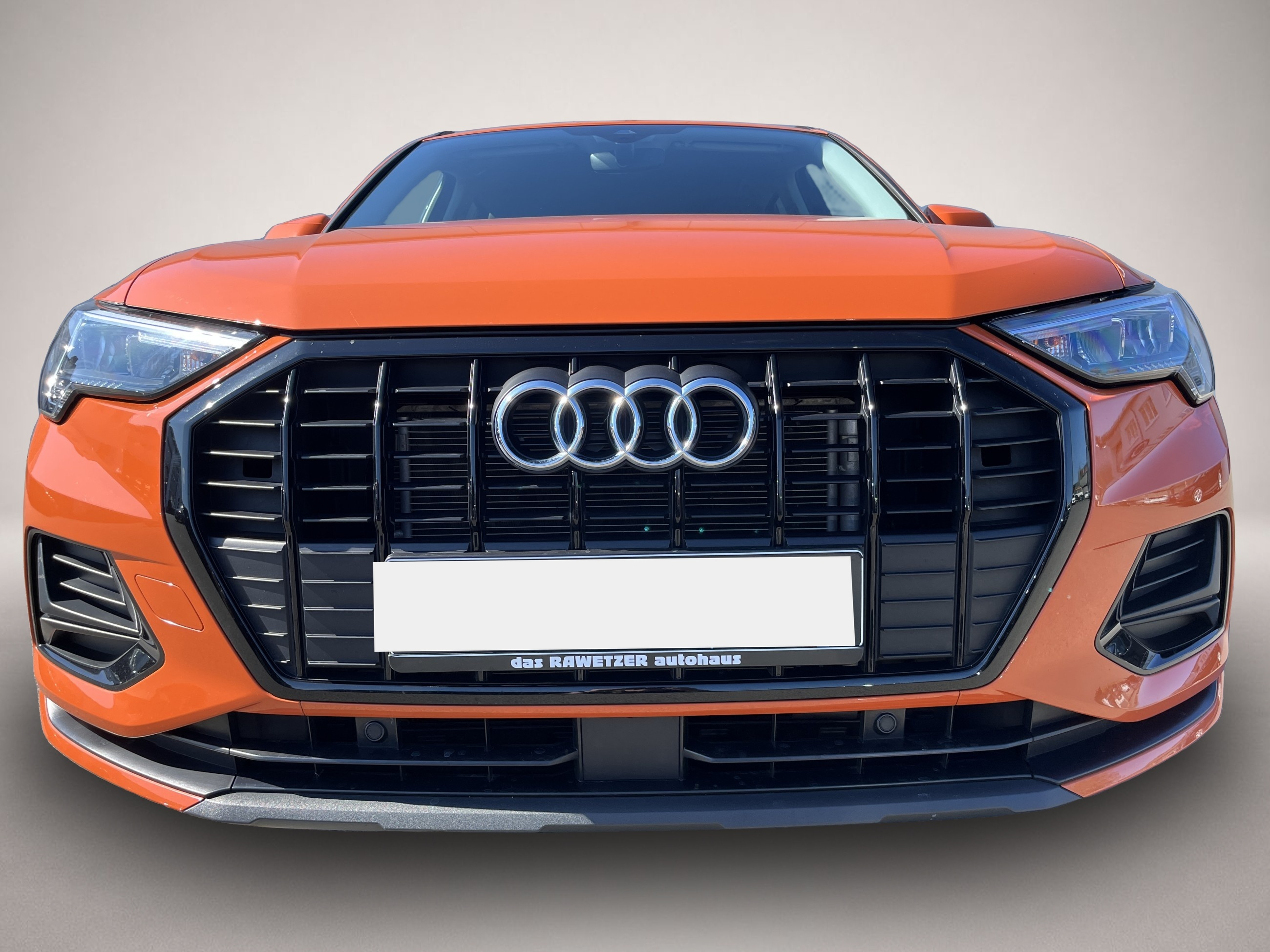 Audi Q3 (02/2023, Benzin)