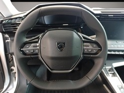 Peugeot 308 (05/2025, Benzin)