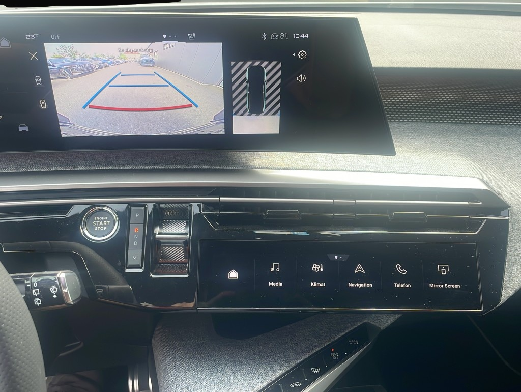 Peugeot 5008 (05/2025, Benzin)