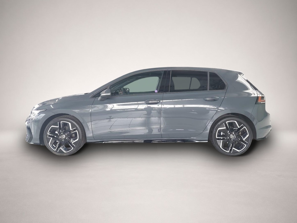 Volkswagen Golf (06/2026, Benzin)