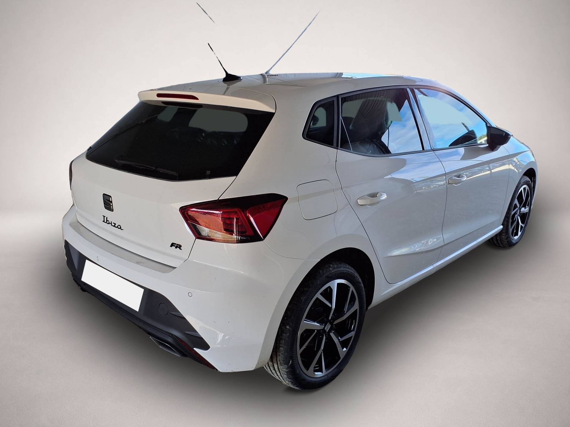 SEAT Ibiza, image 3 of 5