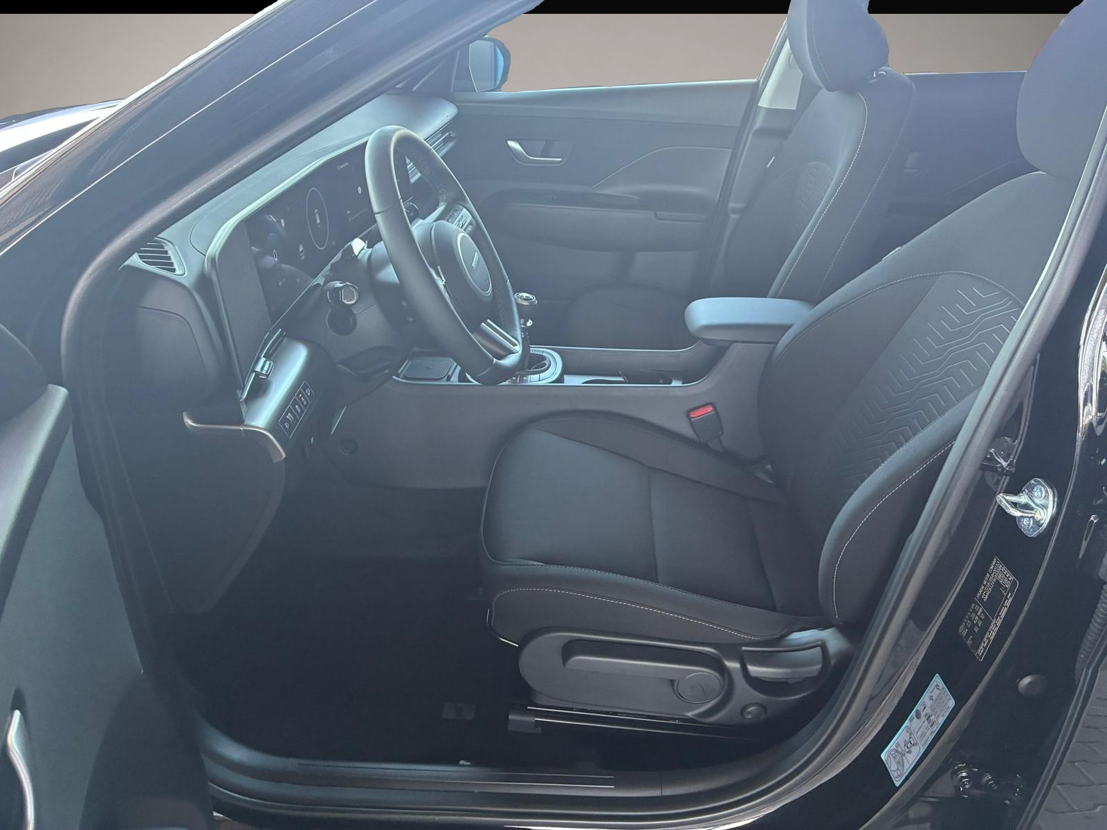 Hyundai KONA (12/2025, Benzin)