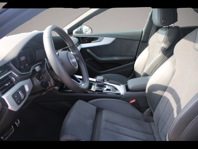 Audi A5 (10/2022, )