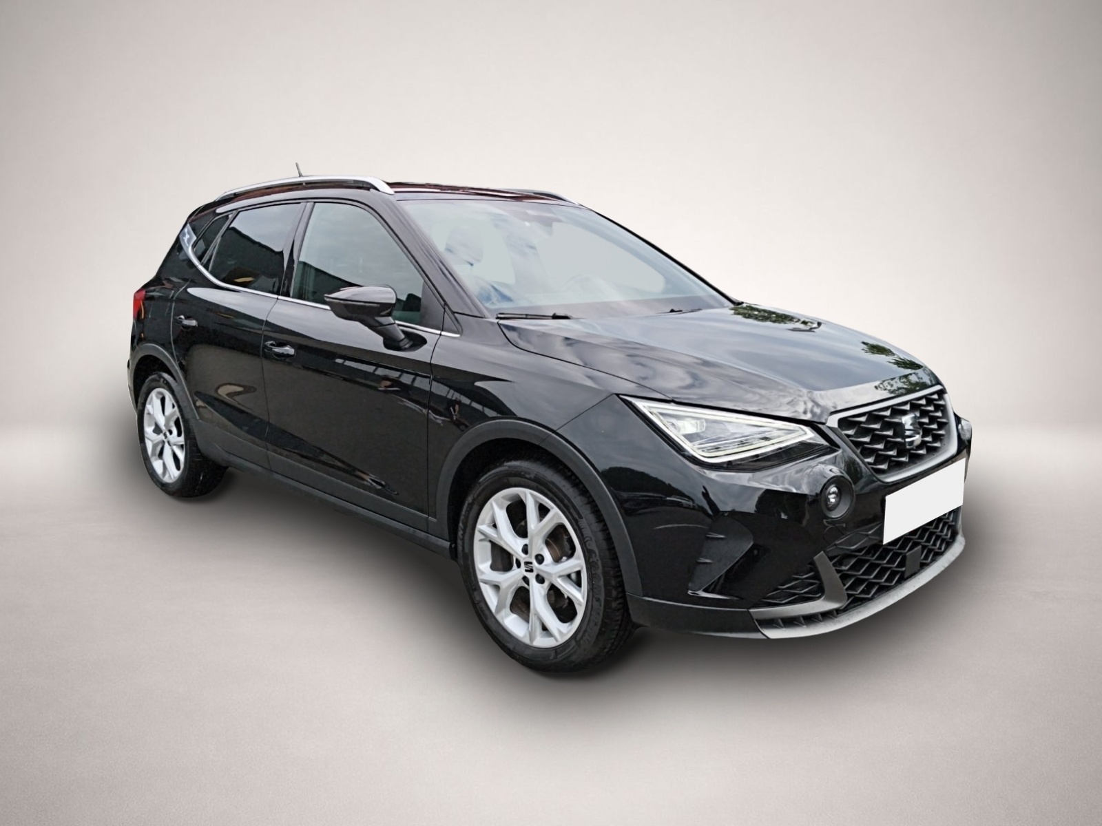 Seat Arona (04/2025, Benzin)